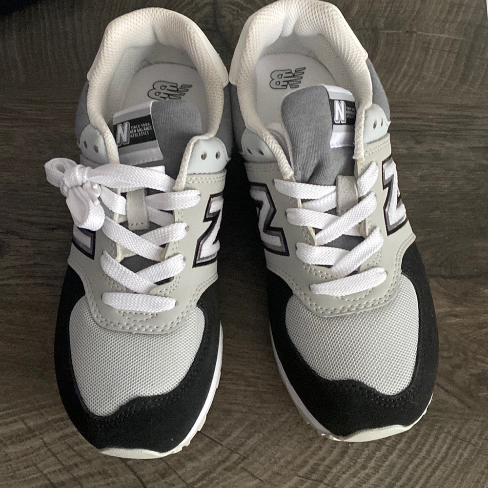 🆕 NEW BALANCE SNEAKERS